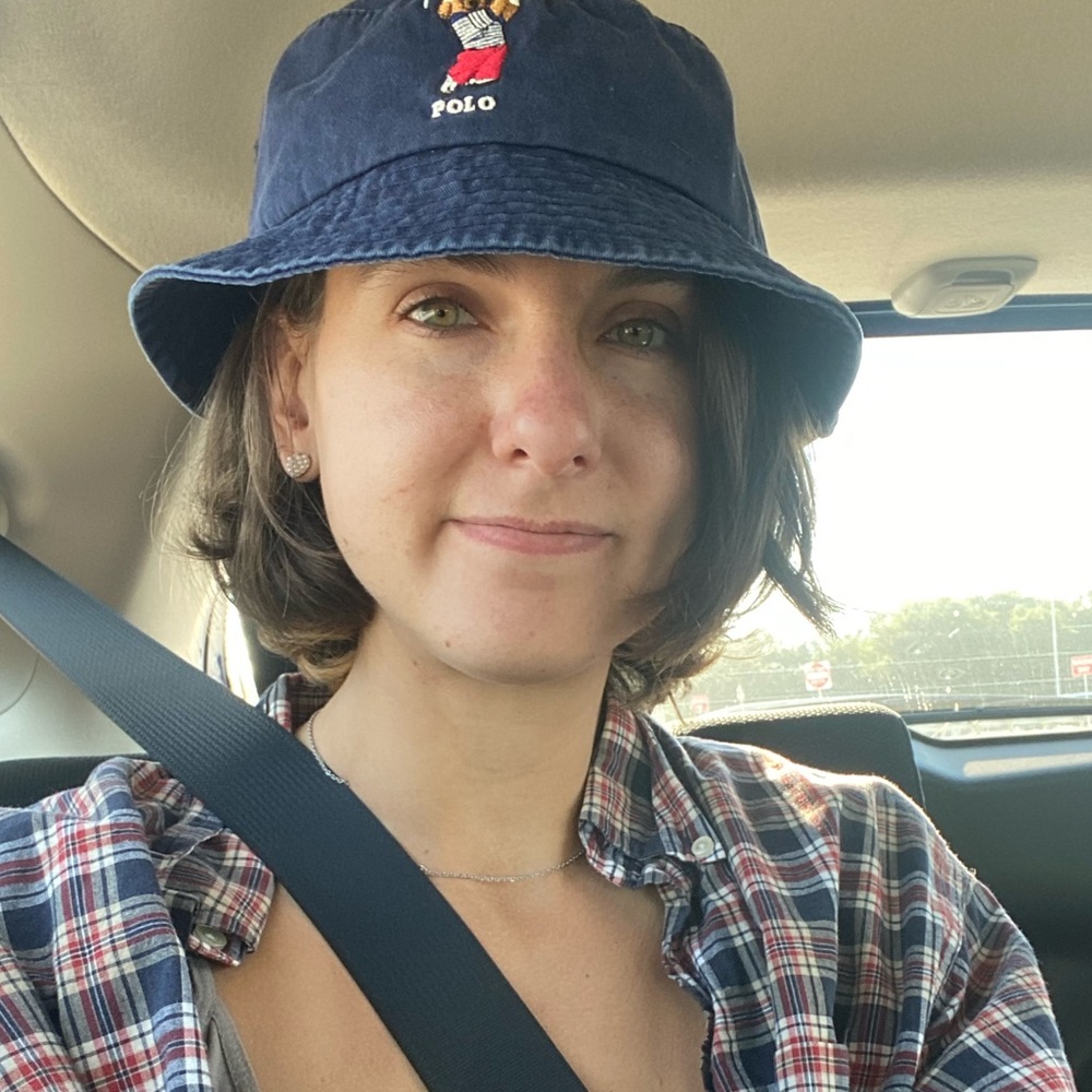 Meet your Posher, Isabel